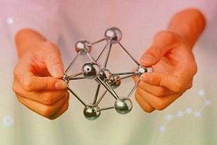 小米投资匠岩智能后者经营范围含物联网技术服务等